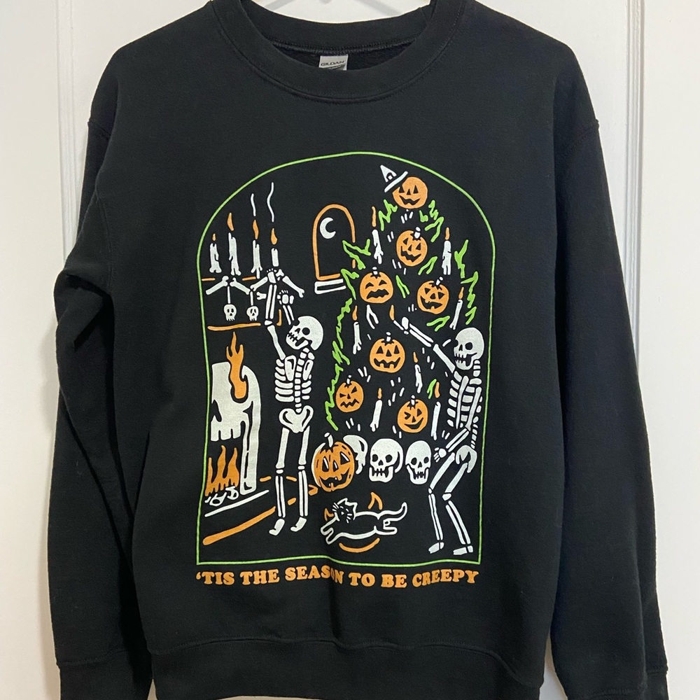 Fun Halloween sweatshirt size S
